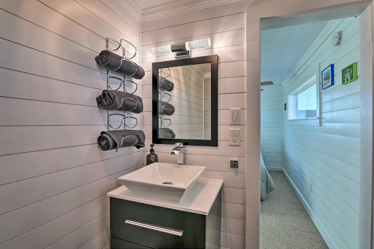 Open-Concept Cottage Less Than 1 Mi To Beach! Surfside Beach Eksteriør billede