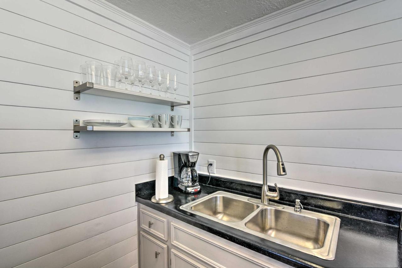 Open-Concept Cottage Less Than 1 Mi To Beach! Surfside Beach Eksteriør billede