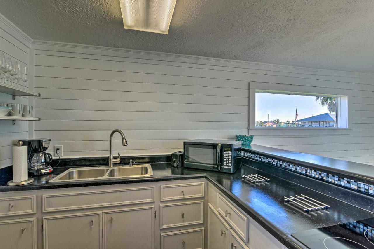 Open-Concept Cottage Less Than 1 Mi To Beach! Surfside Beach Eksteriør billede